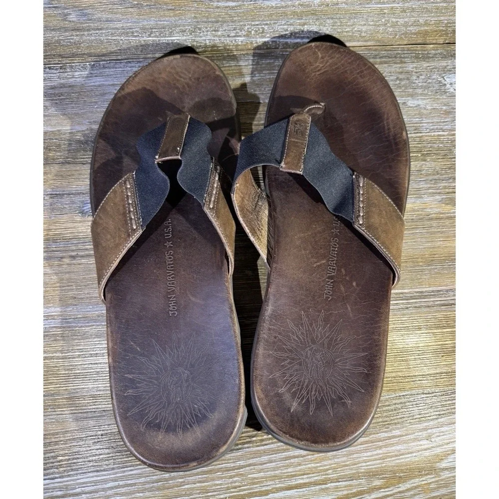 John Varvatos Brown Leather Thong Flip Flops Sandals Men's Size 11 F1545N1B